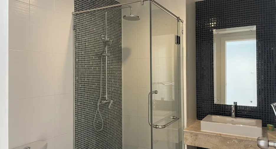 For rent 2 bedrooms condo in Mueang Phuket, Phuket