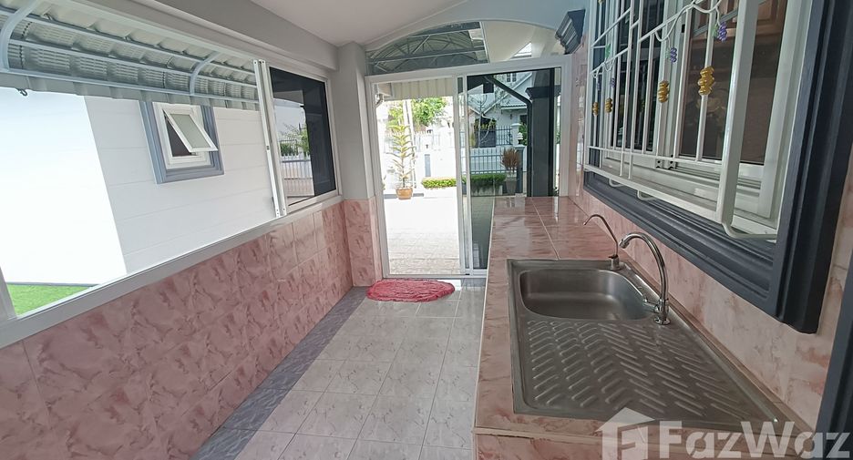 For sale 5 bedrooms villa in Bang Lamung, Chonburi