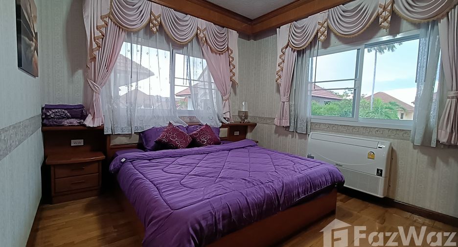 For sale 5 bedrooms villa in Bang Lamung, Chonburi