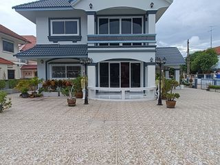 Villa en venta de 5 habitaciones en Bang Lamung, Chonburi