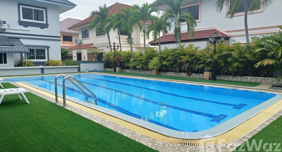 For sale 5 bedrooms villa in Bang Lamung, Chonburi