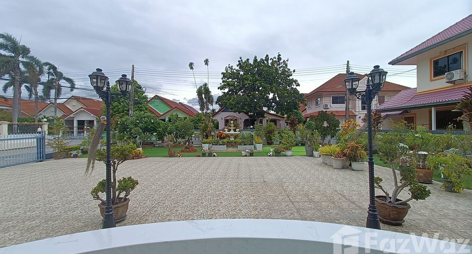 For sale 5 bedrooms villa in Bang Lamung, Chonburi