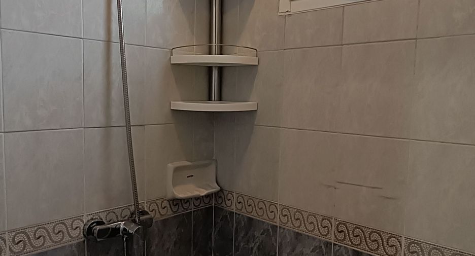 For sale 5 bedrooms villa in Bang Lamung, Chonburi