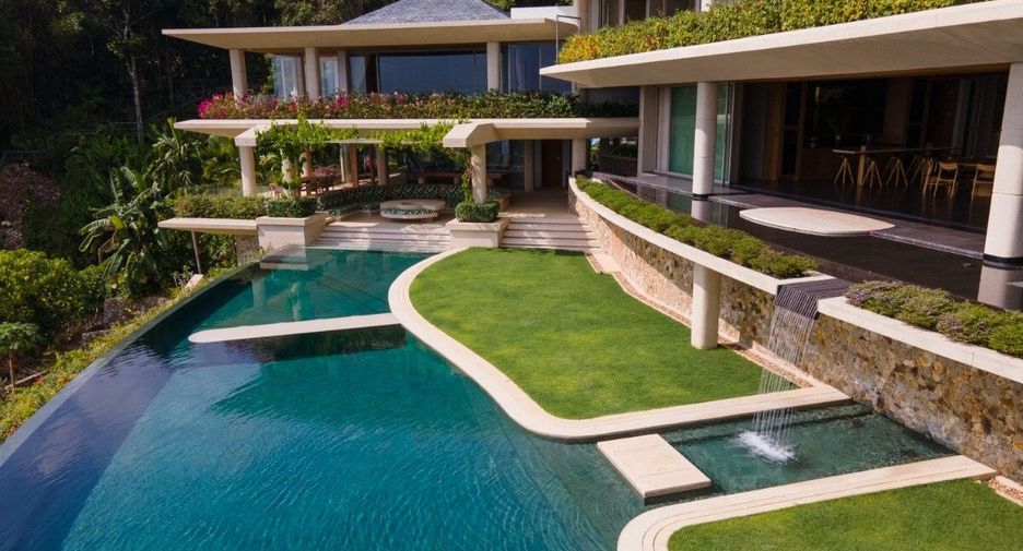 For sale 5 bedrooms villa in Kathu, Phuket