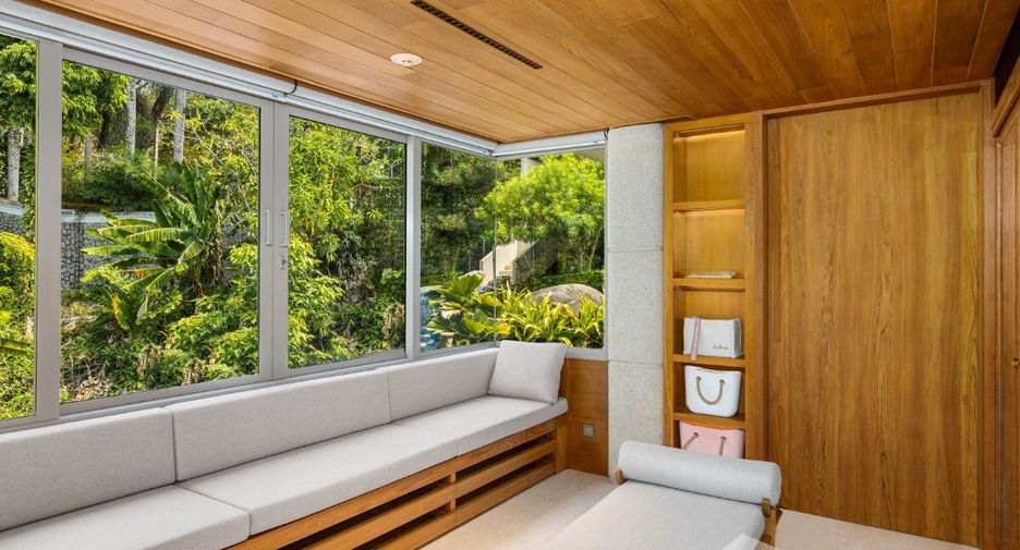 For sale 5 bedrooms villa in Kathu, Phuket