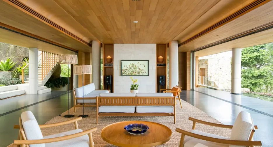 For sale 5 bedrooms villa in Kathu, Phuket