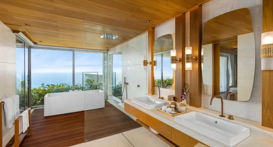For sale 5 bedrooms villa in Kathu, Phuket