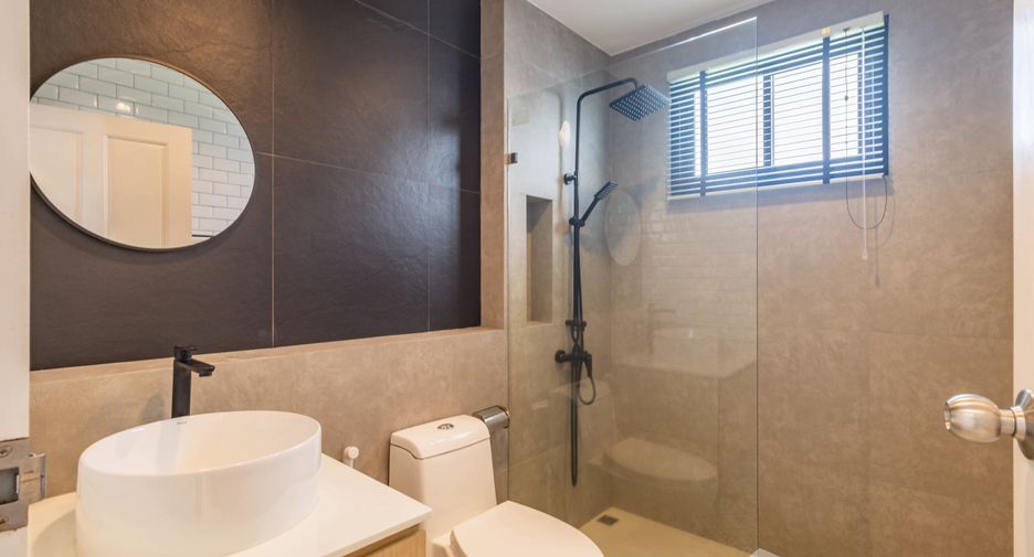For rent 3 bedrooms villa in Thalang, Phuket