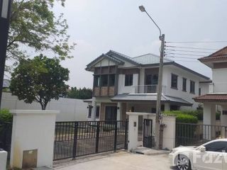 For sale 3 bedrooms house in Sai Mai, Bangkok