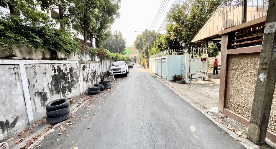 For sale land in Chatuchak, Bangkok