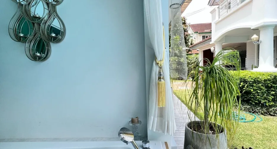 Villa zur Miete mit 4 Zimmer in Mueang Phuket, Phuket
