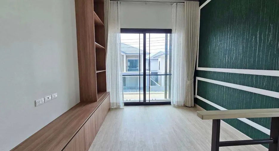 For rent 3 bedrooms house in Bang Lamung, Chonburi