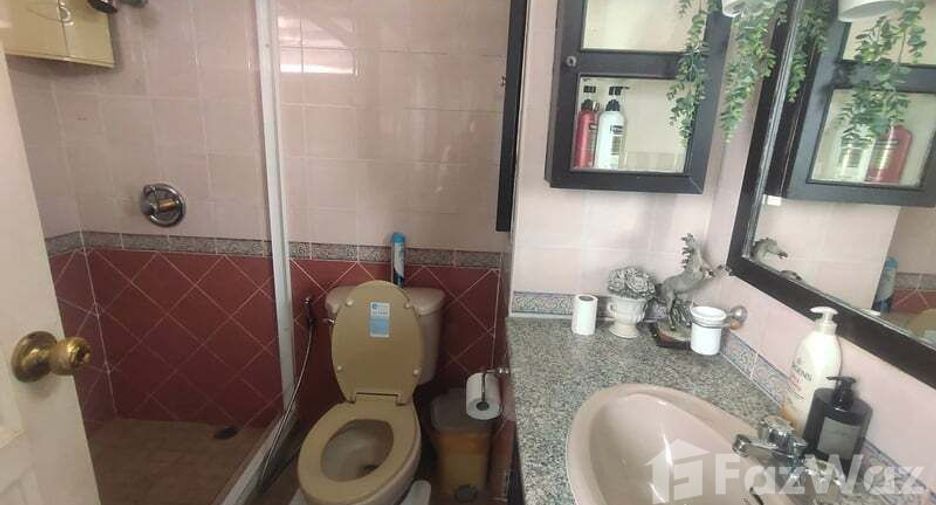 Продажа 3 спальни кондо в Щаттхана, Бангкок
