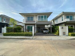For sale 3 bedrooms house in Nong Khaem, Bangkok
