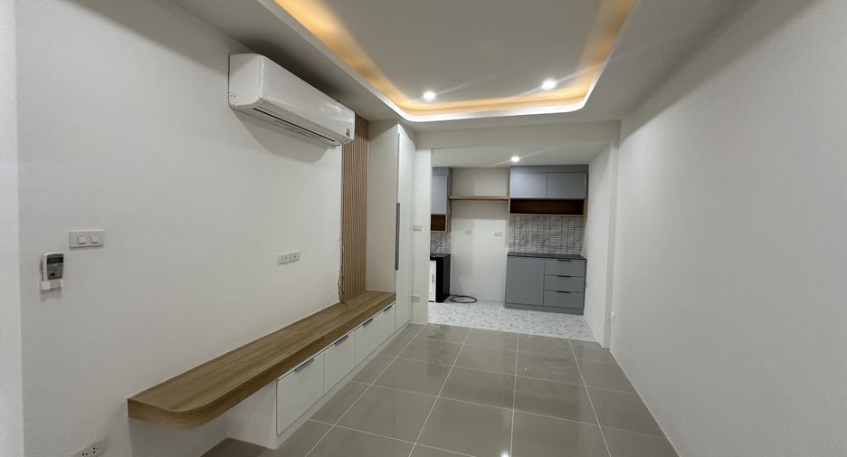 For sale 3 bedrooms house in Mueang Phuket, Phuket