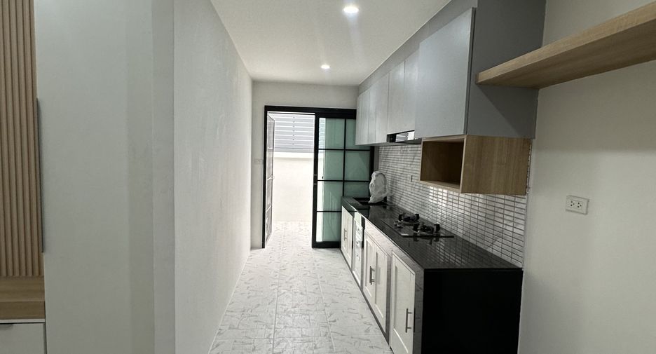 For sale 3 bedrooms house in Mueang Phuket, Phuket