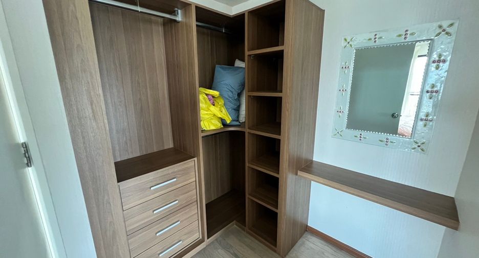 Wohnung zum Kauf mit 3 Zimmer in Khlong Toei, Bangkok