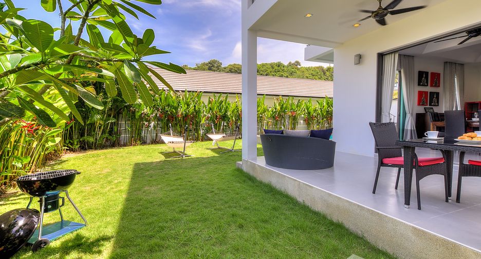 For rent 4 bedrooms villa in Mueang Phuket, Phuket