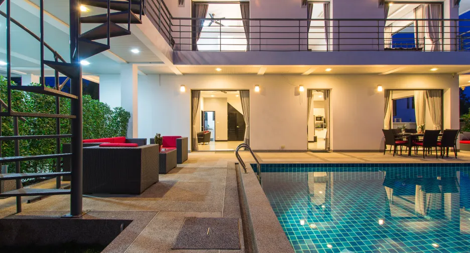 For rent 4 bedrooms villa in Mueang Phuket, Phuket
