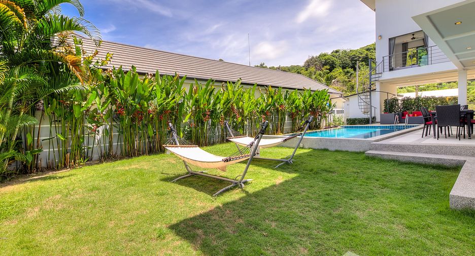 For rent 4 bedrooms villa in Mueang Phuket, Phuket