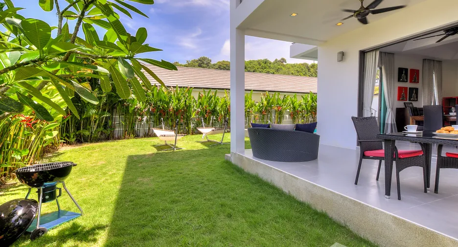 For rent 4 bedrooms villa in Mueang Phuket, Phuket