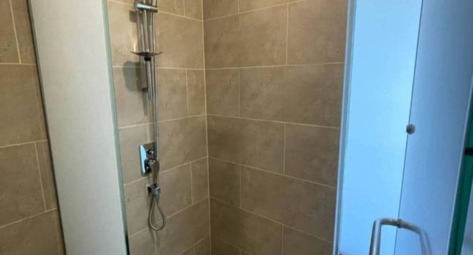For sale studio condo in Bang Lamung, Chonburi