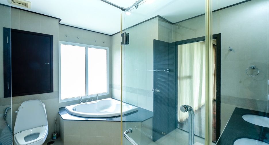 Condo en venta de 2 habitaciones en Kathu, Phuket