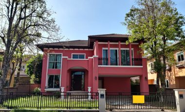 For sale 4 bedrooms house in Don Mueang, Bangkok