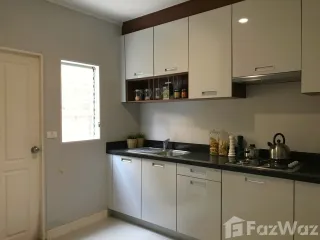 For sale 4 bedrooms house in Don Mueang, Bangkok