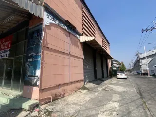 Аренда 4 спальни торговое помещение в Pak Kret, Нонтабури