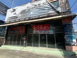 Аренда 4 спальни торговое помещение в Pak Kret, Нонтабури