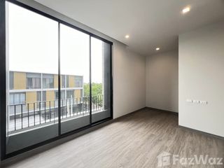 For rent 4 bedrooms townhouse in Pak Kret, Nonthaburi