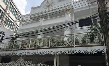 For sale 3 bedrooms townhouse in Lat Phrao, Bangkok