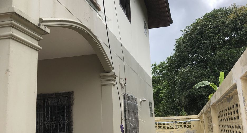 For rent 3 bedrooms house in Mueang Phuket, Phuket