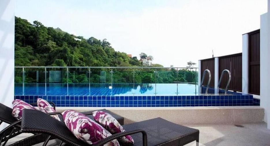 For sale 3 bedrooms condo in Kathu, Phuket