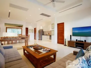 For sale 3 bedrooms condo in Kathu, Phuket