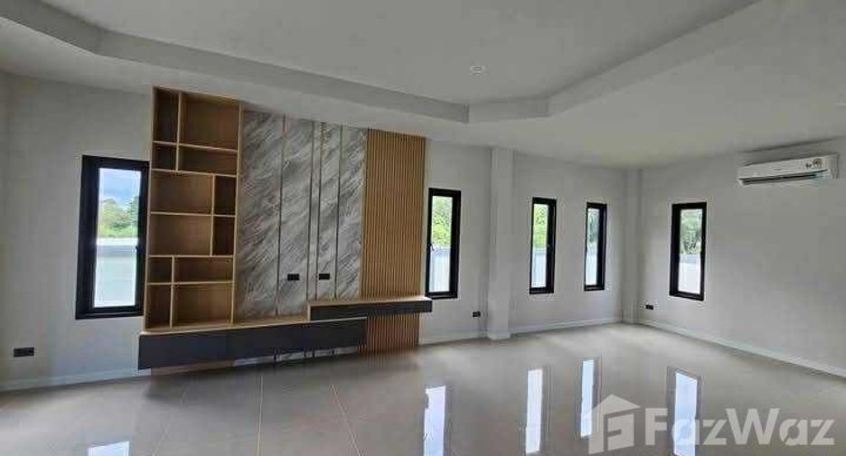 For sale 3 bedrooms villa in Mueang Rayong, Rayong