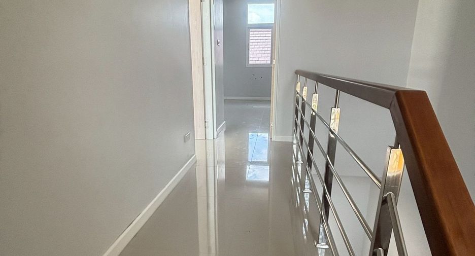 À vendre 3 chambres maison de ville à Phutthamonthon, Nakhon Pathom