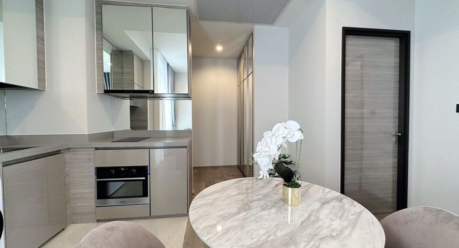 For sale 2 bedrooms condo in Chatuchak, Bangkok