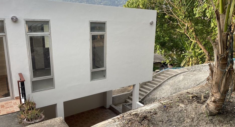 Casa en venta y en alquiler de 4 habitaciones en Kathu, Phuket