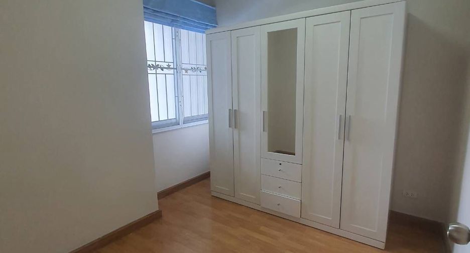 For sale 3 bedrooms townhouse in Bang Phli, Samut Prakan
