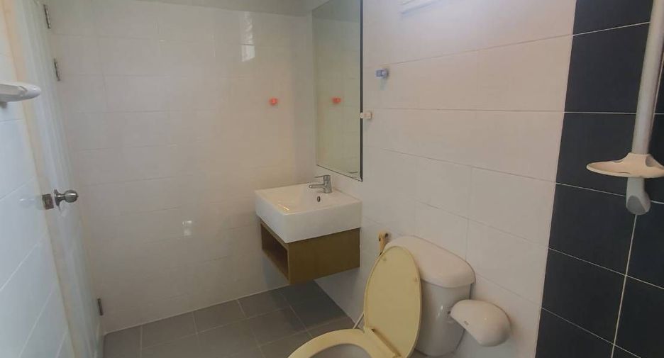 For sale 3 bedrooms townhouse in Bang Phli, Samut Prakan