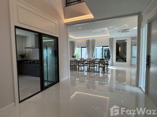 À vendre 5 chambres maison à Bang Phli, Samut Prakan