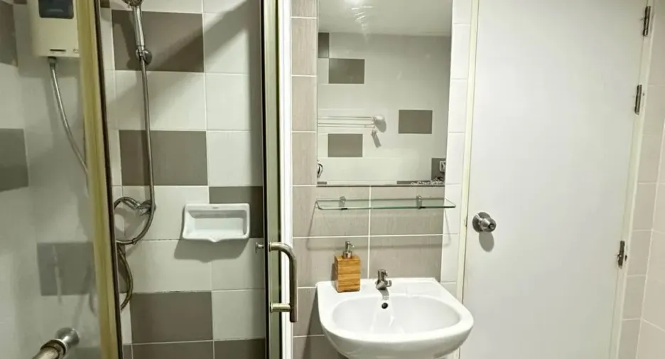 For rent 1 bed condo in Mueang Phuket, Phuket
