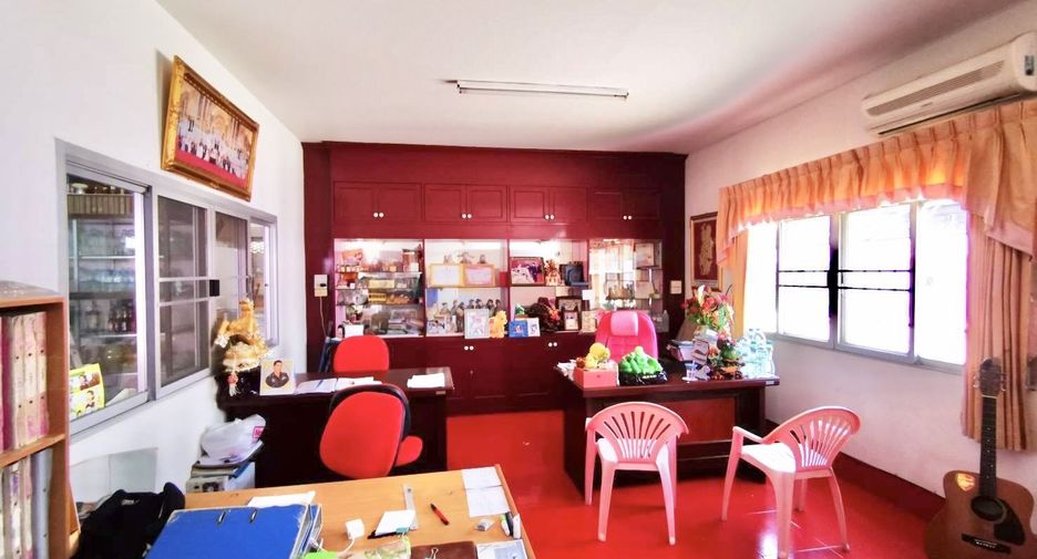 For sale 7 bedrooms house in Mueang Chaiyaphum, Chaiyaphum