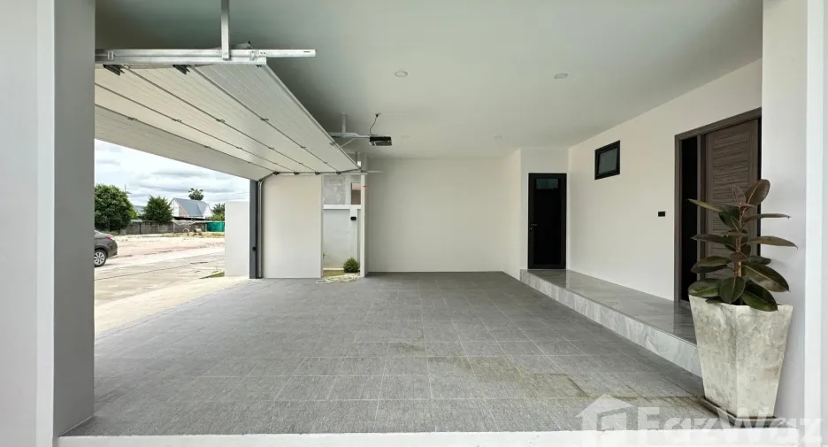 出售 4 卧室 别墅 在 Bang Lamung, Chon Buri
