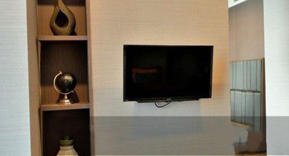 For sale 1 bed condo in Sathon, Bangkok
