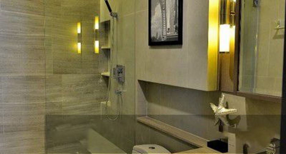 For sale 1 bed condo in Sathon, Bangkok