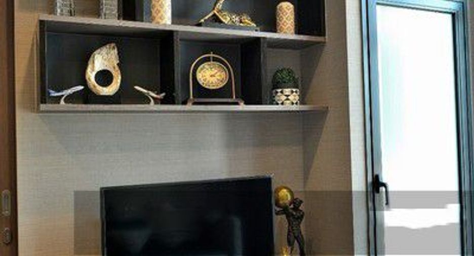 For sale 1 bed condo in Sathon, Bangkok