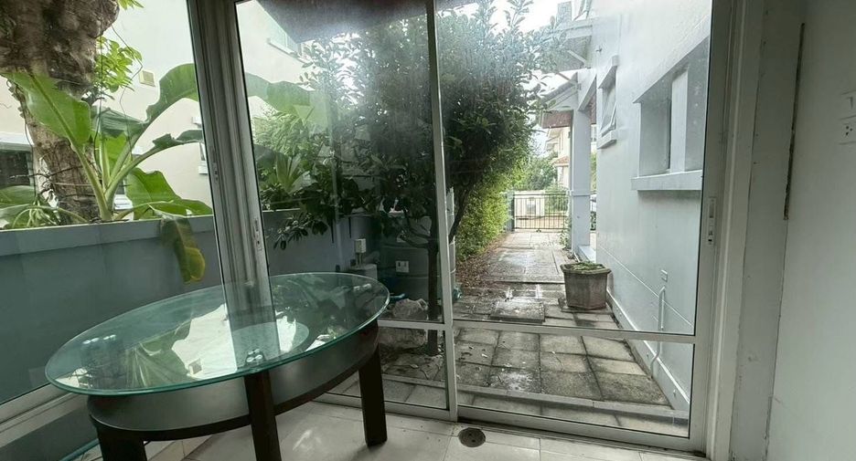 Casa en venta de 3 habitaciones en Bang Kruai, Nonthaburi